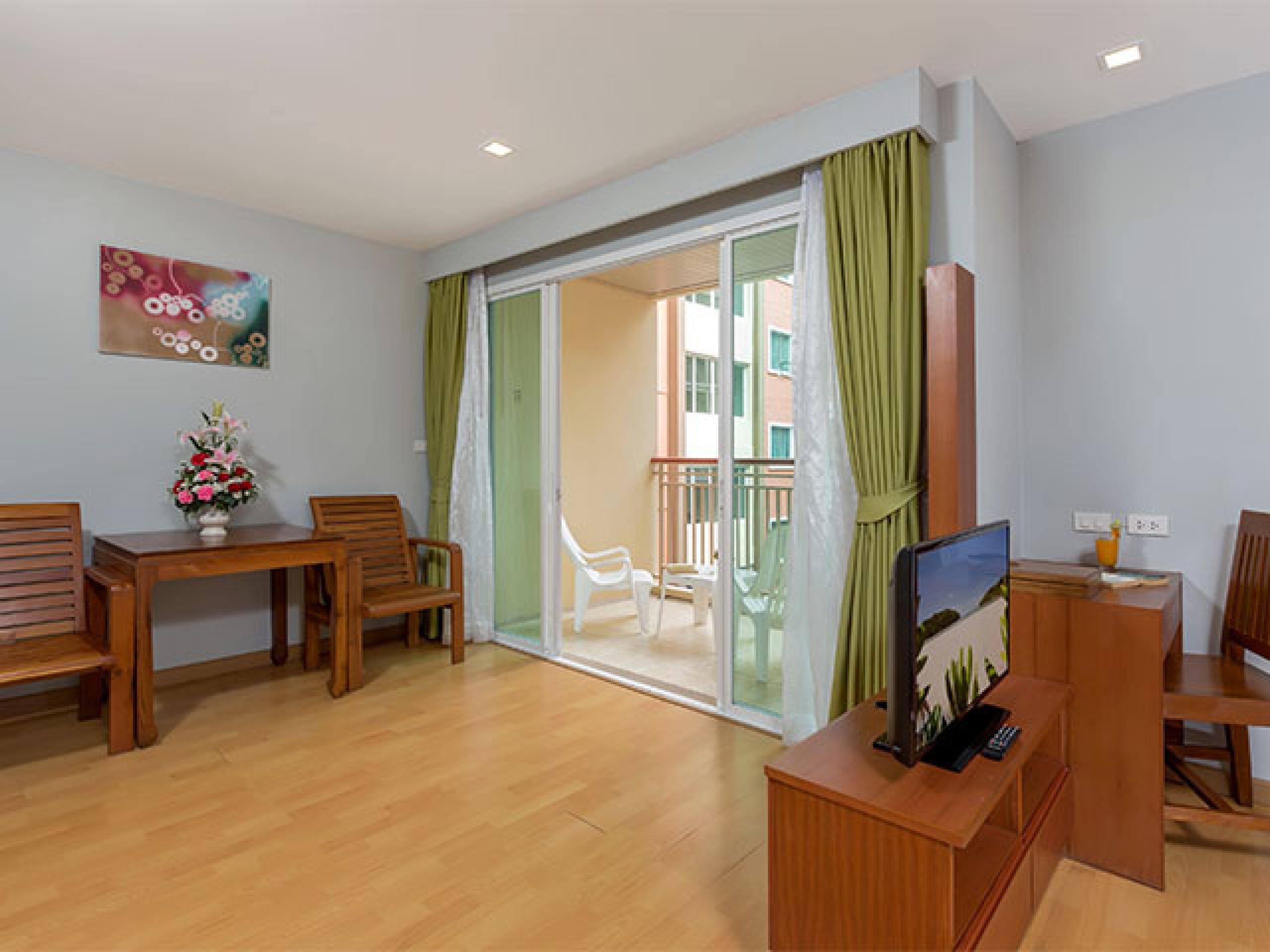 Bauman Residence Phuket Екстериор снимка