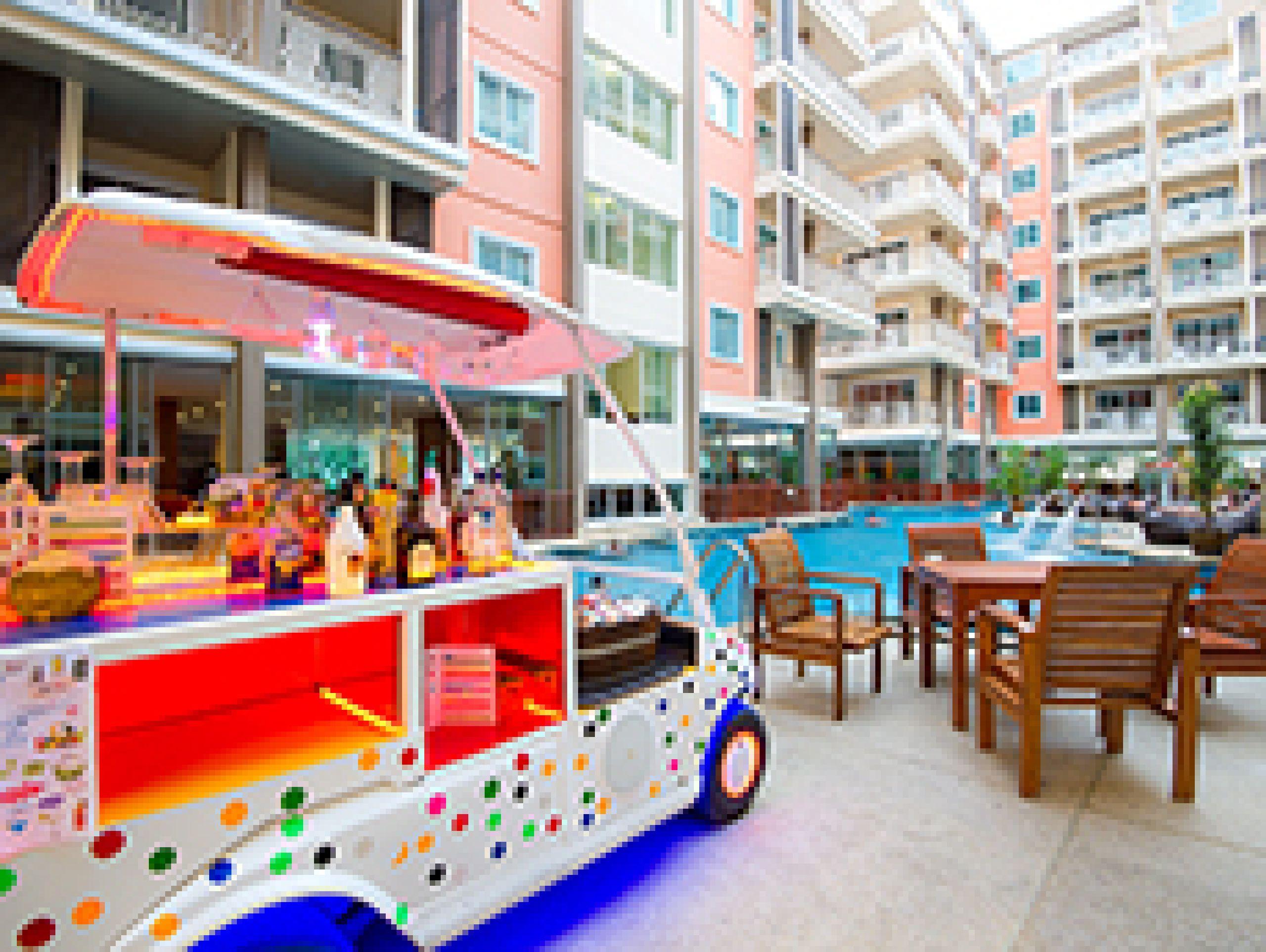 Bauman Residence Phuket Екстериор снимка